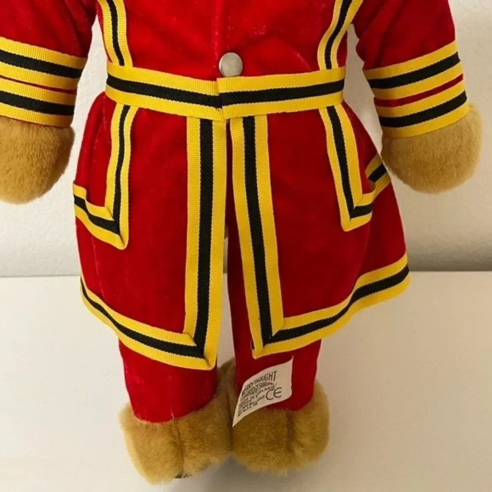 Merrythought Queen's Royal Guard Beefeater England 17